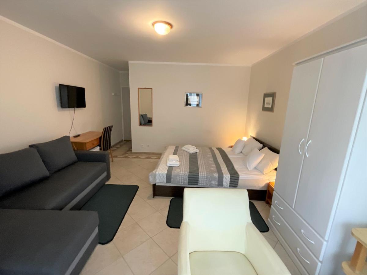 Gosciniec Jantar Hotel Gizycko Bagian luar foto