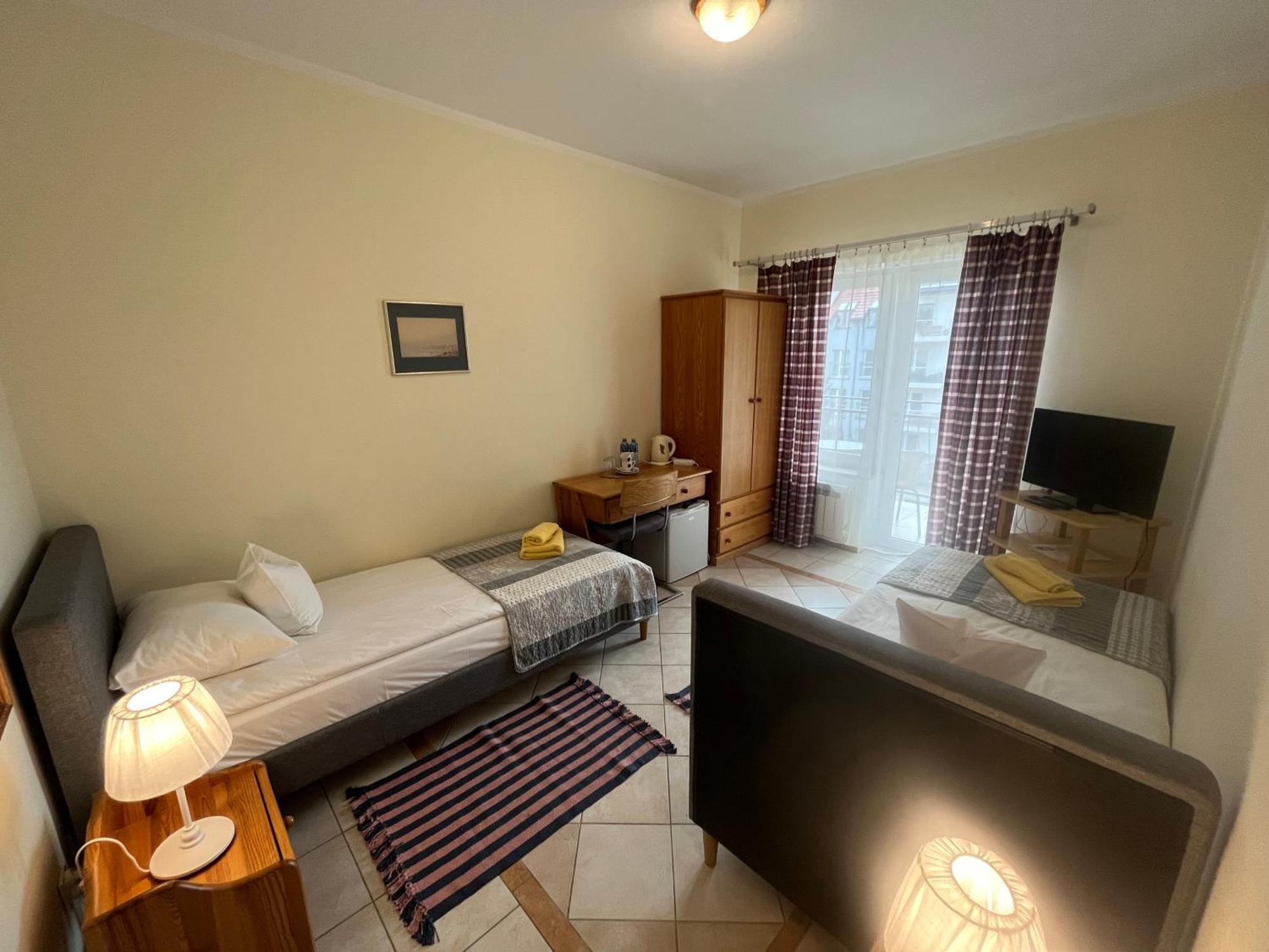 Gosciniec Jantar Hotel Gizycko Bagian luar foto