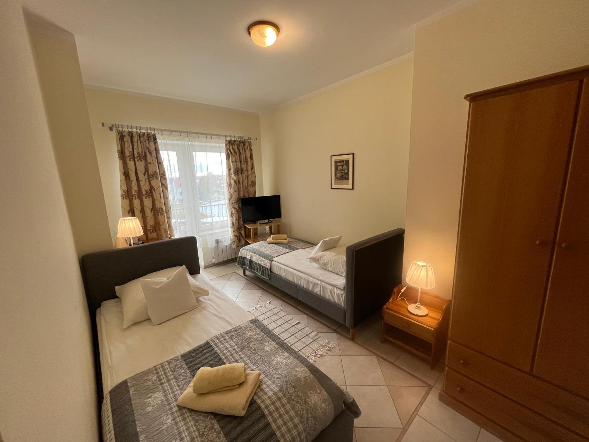 Gosciniec Jantar Hotel Gizycko Bagian luar foto