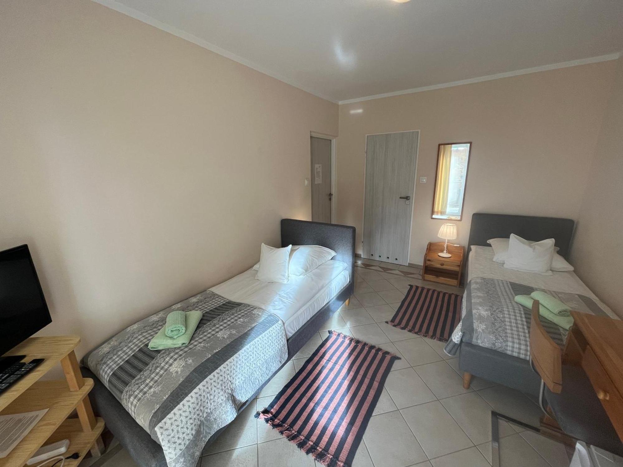 Gosciniec Jantar Hotel Gizycko Bagian luar foto