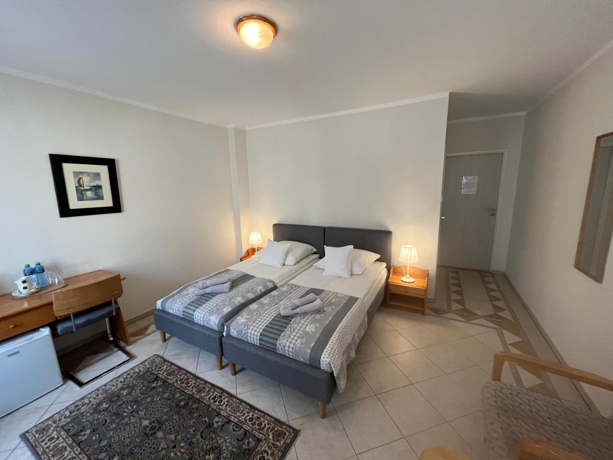 Gosciniec Jantar Hotel Gizycko Bagian luar foto