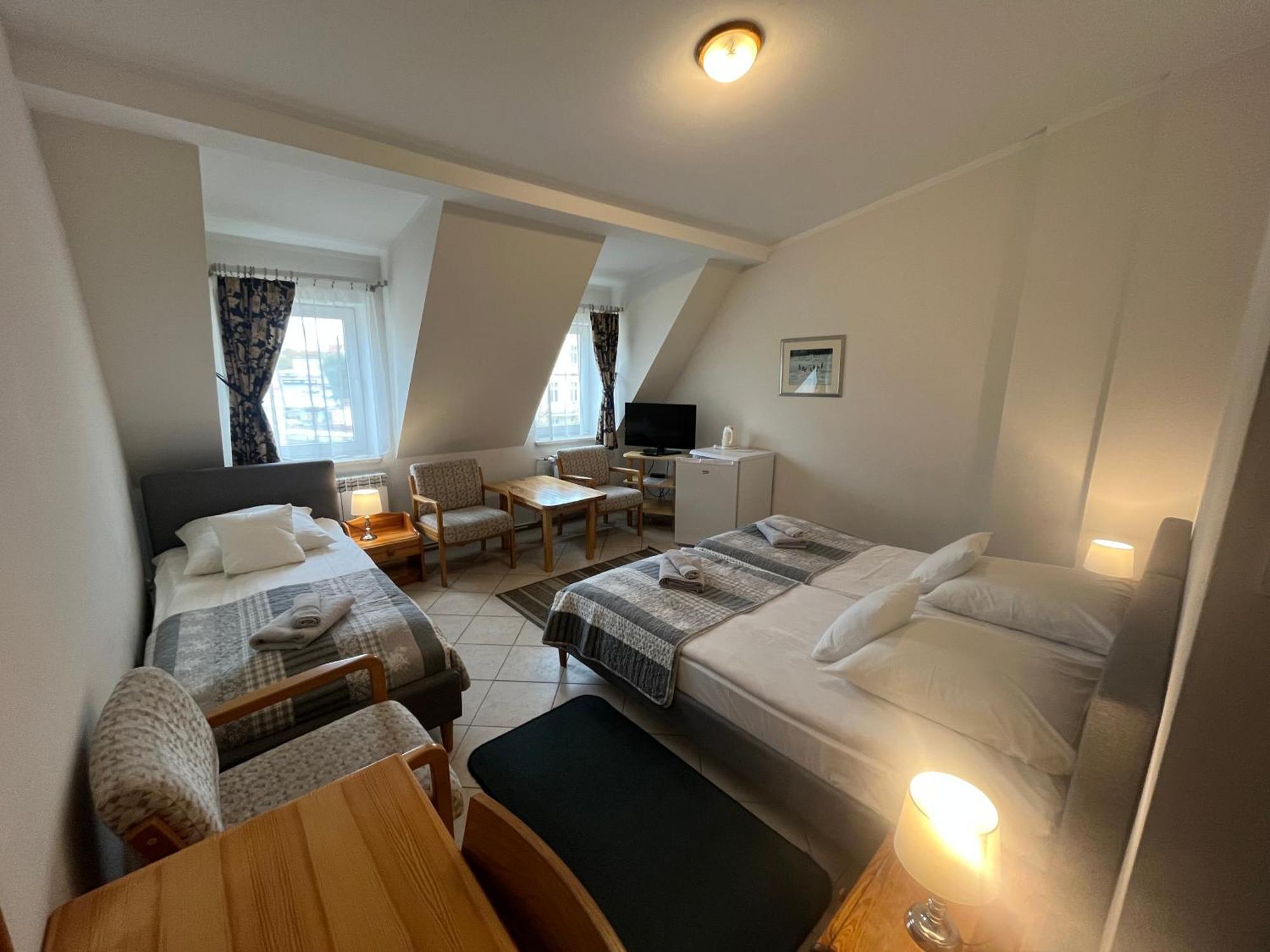 Gosciniec Jantar Hotel Gizycko Ruang foto